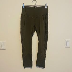 Lululemon All the Right Places 3/4 Pants